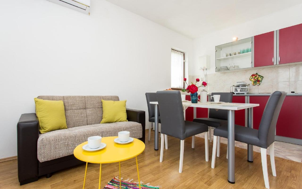Apartman Broznic Šilo Exterior foto