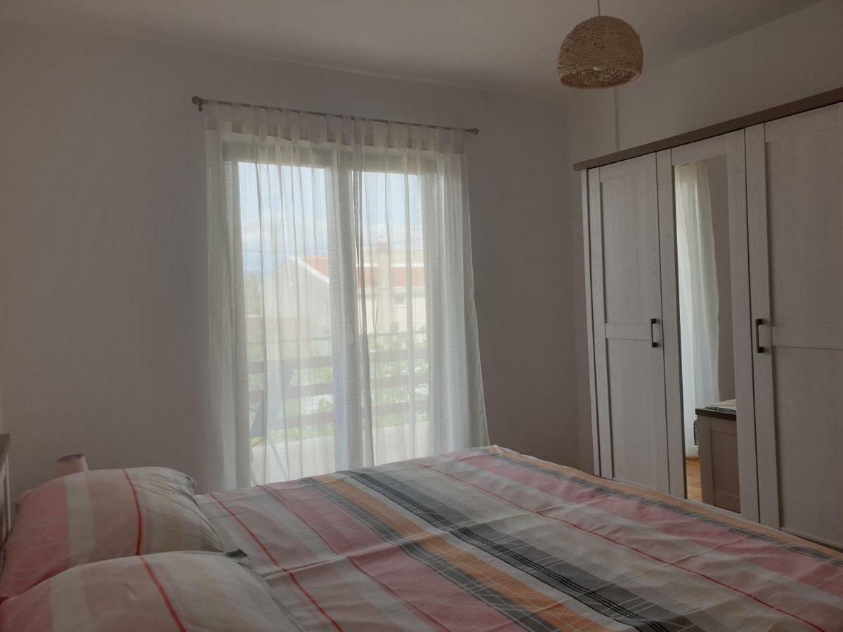 Apartman Broznic Šilo Exterior foto